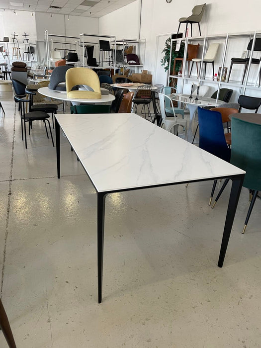 Chicago 71" Dining Table (White)