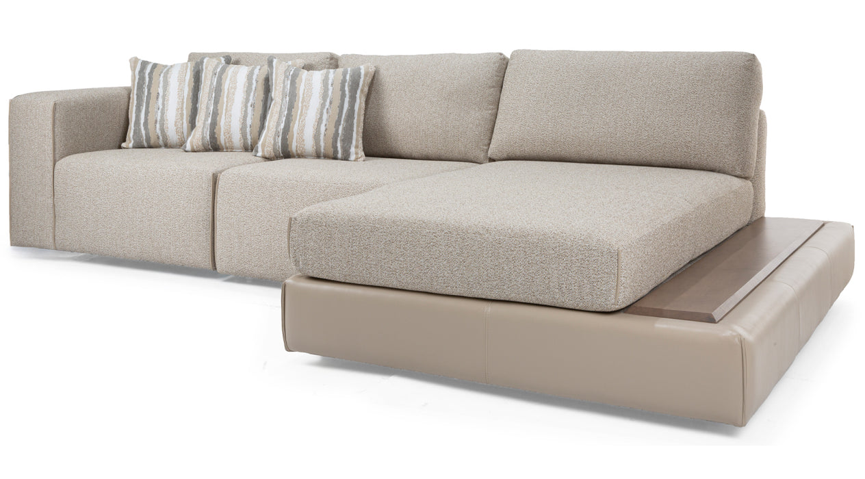 2572 Sectional Suite