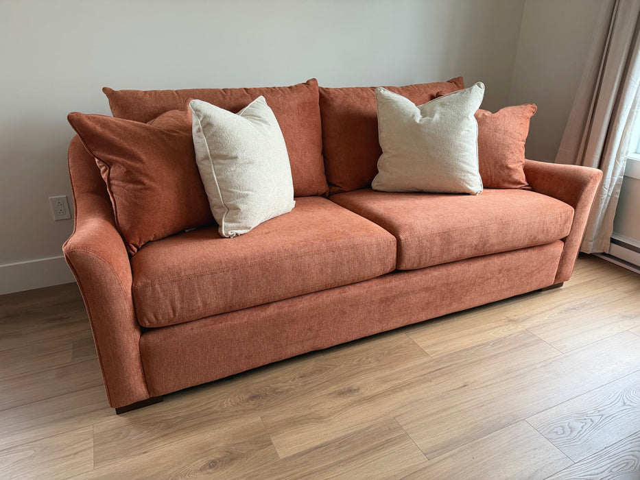 2112 Sofa Suite