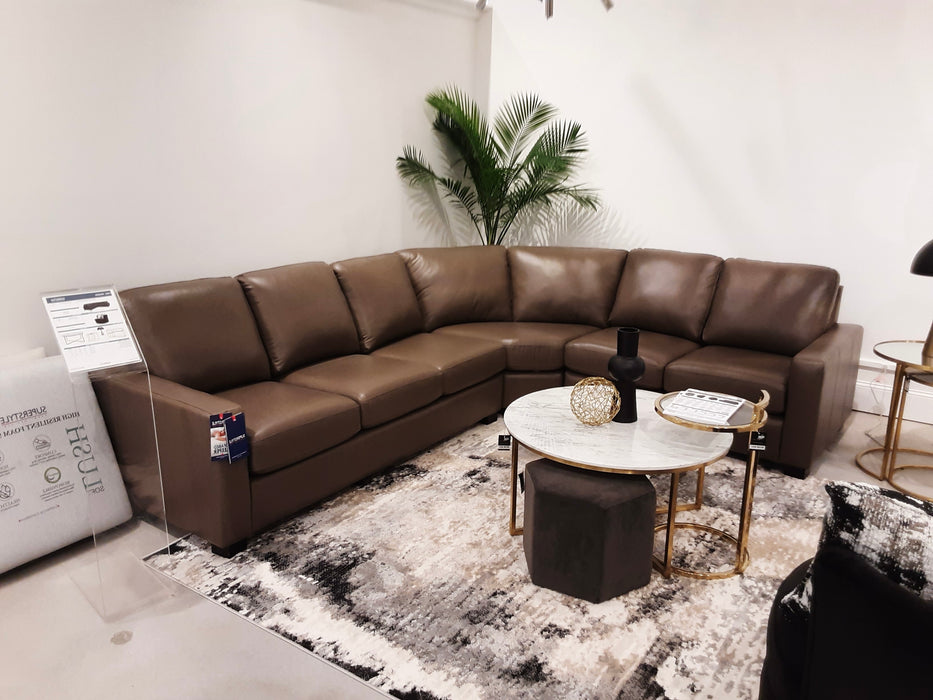 L7003 3 Pc. Leather Sectional (Colour Not As Shown)