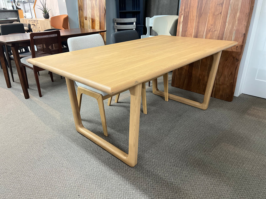 Elixir Dining Table