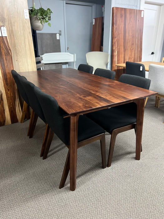 Kenzo 71" Dining Table (Brown)