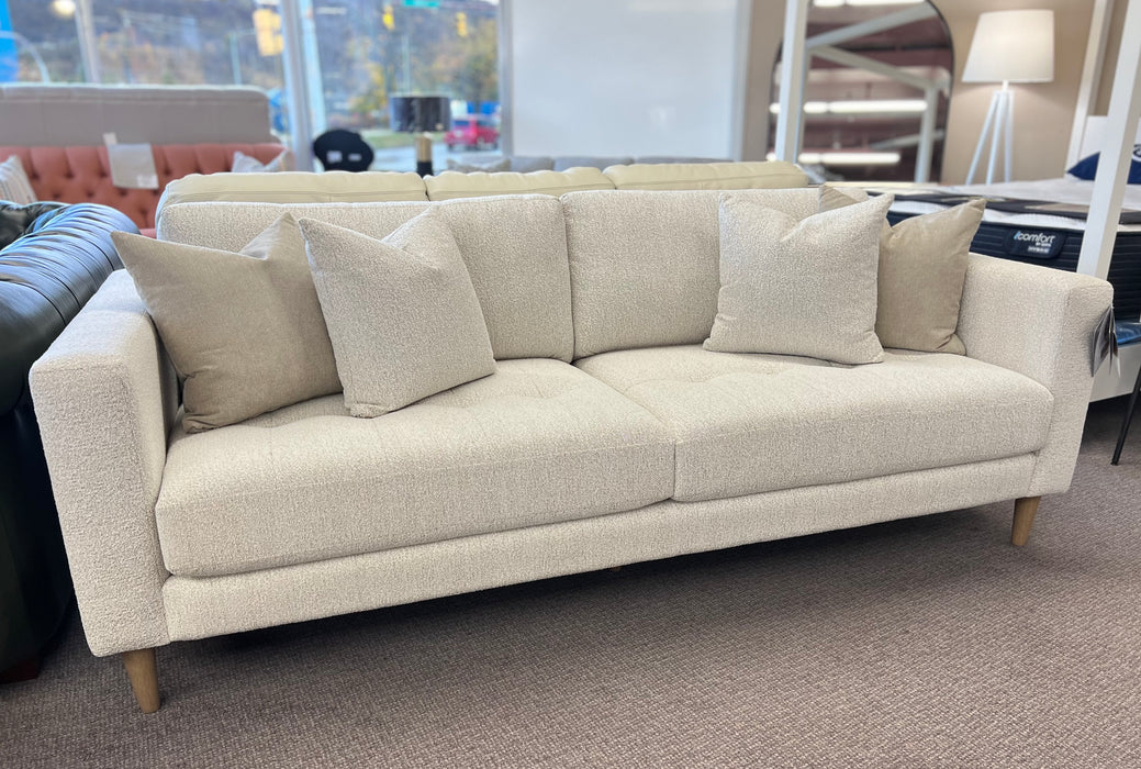 2795 Sofa & Loveseat