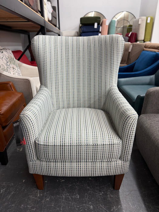 2379 Accent Chair
