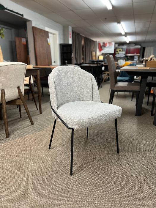 Kenzo 84" Dining Table w/ 6 Dining Chairs