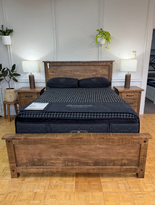 Adirondack 5 Pc. Queen Bedroom Set
