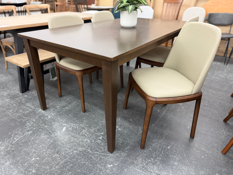 Leg Dining Table w/6 Henry Chairs