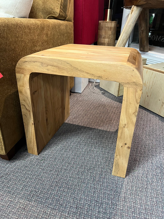 Form Curve Side Table