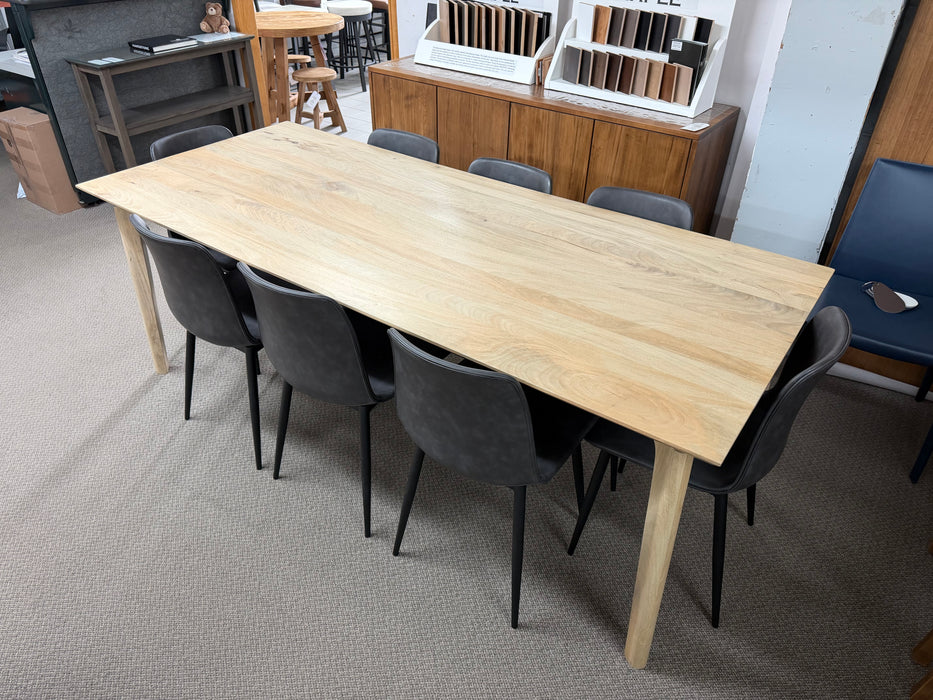 Kenzo 84" Dining Table w/ 8 Dining Chairs