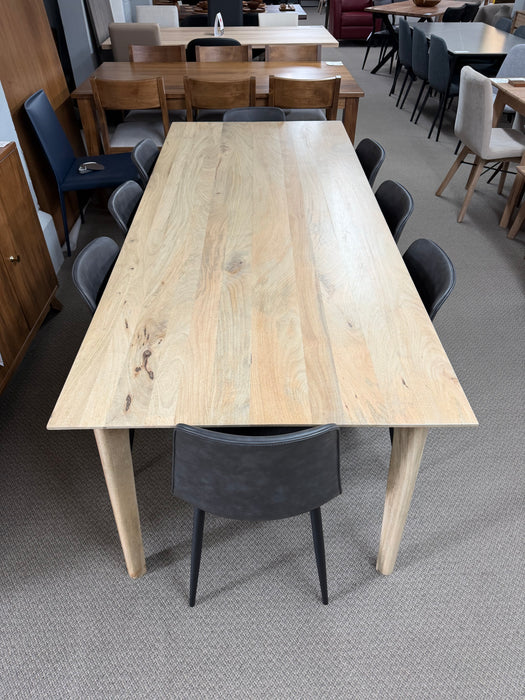 Kenzo 84" Dining Table w/ 8 Dining Chairs