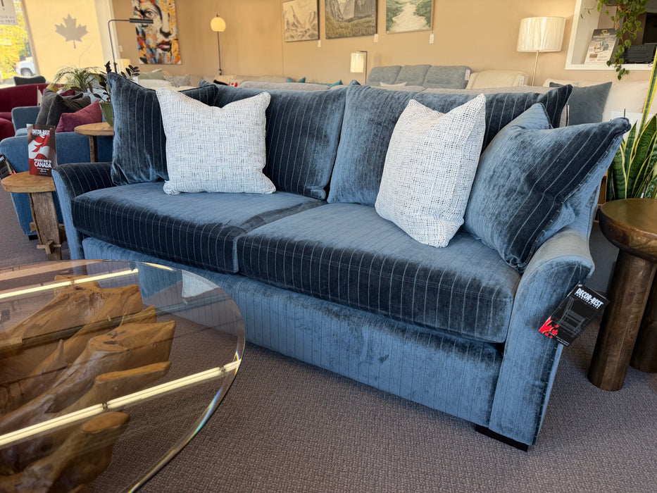 2112 Sofa