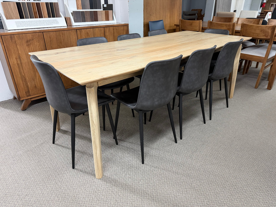 Kenzo 84" Dining Table w/ 8 Dining Chairs