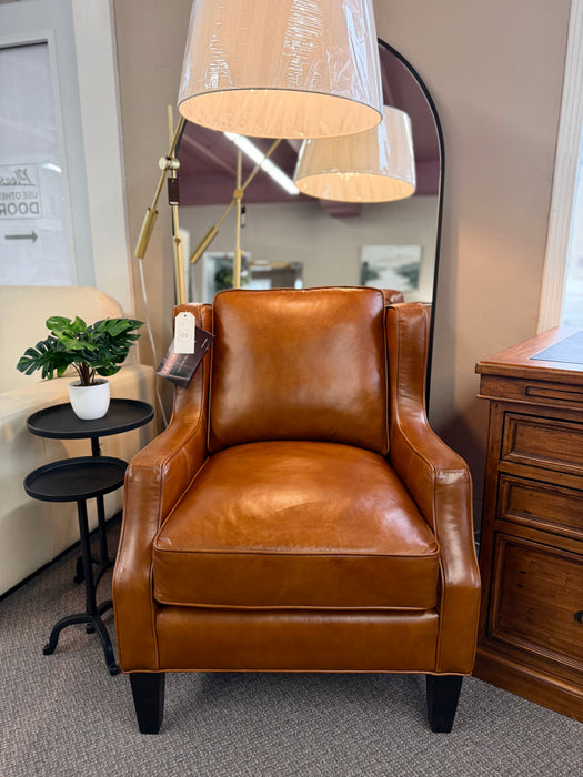 L924 Leather Chair