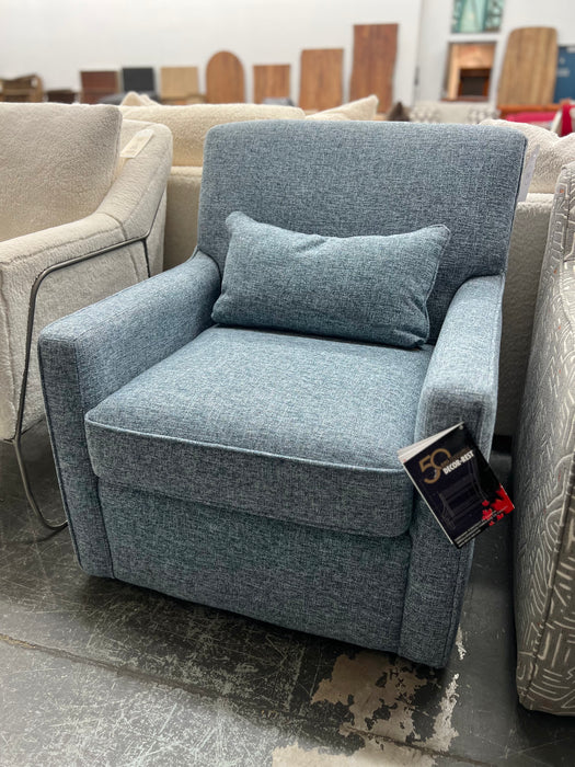 7543 Swivel Accent Chair