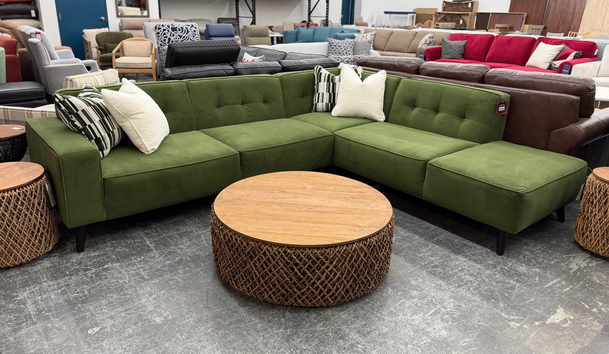 Staten Sectional (RHF Chaise)