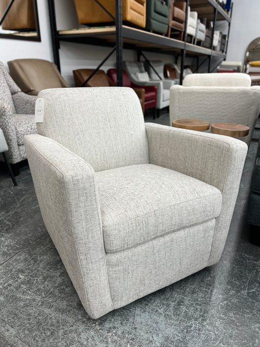 Cooper Swivel Club Chair (Woven Linen)