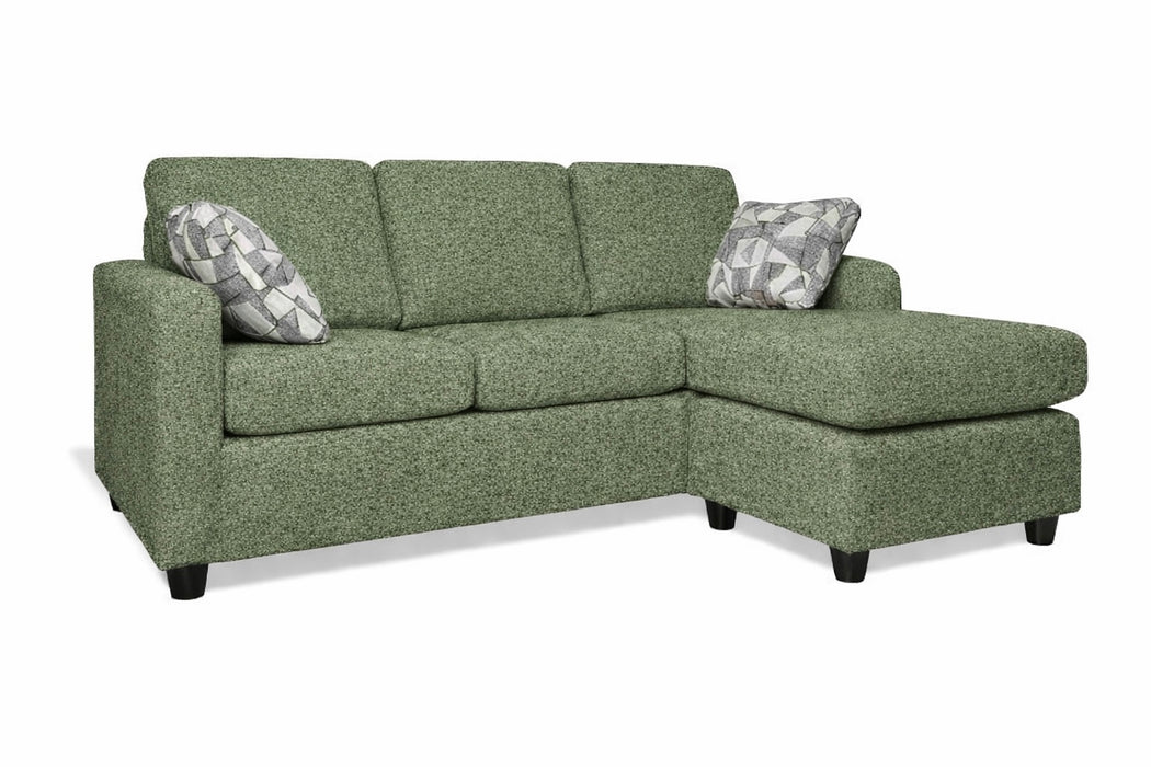 7002 Sofa w/Chaise