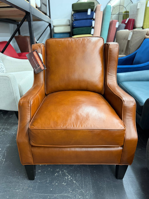 L924 Leather Chair