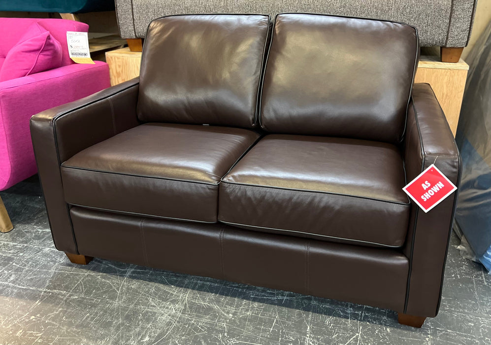 3855 Leather Sofa Suite