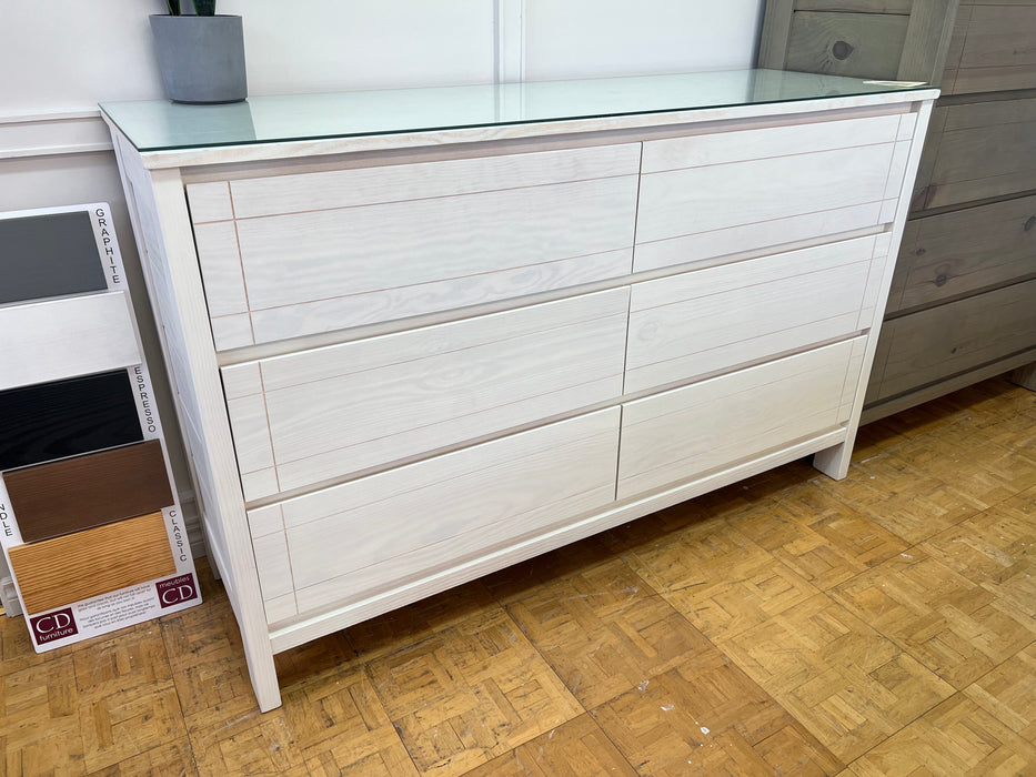 Wild Roots 6 Drawer Dresser in Cloud Finish