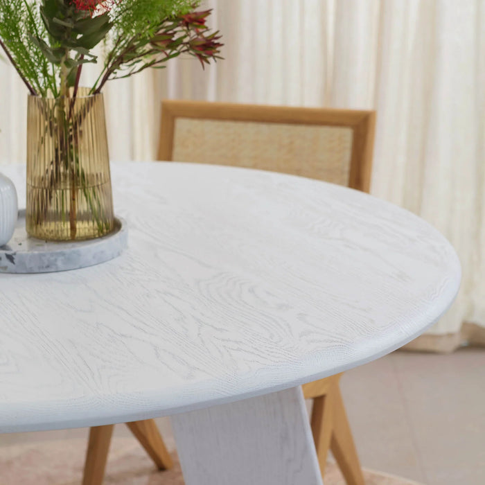 Pristine 47" Round Dining Table