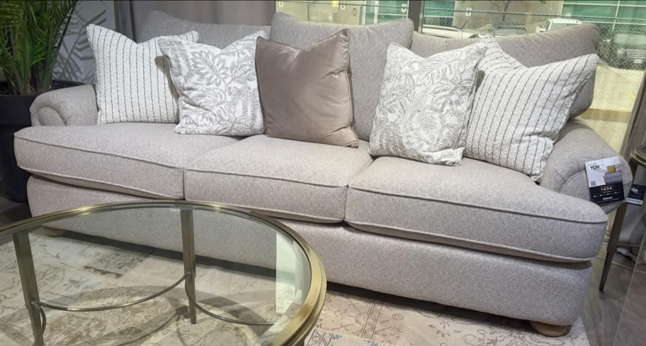 2051 Sofa