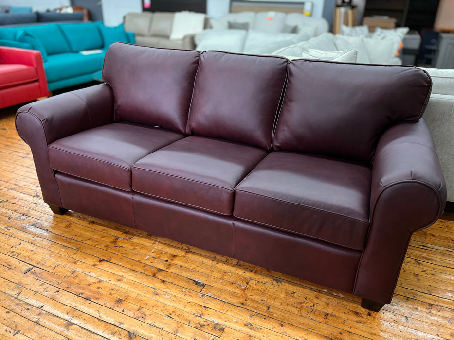 3179 Leather Sofa