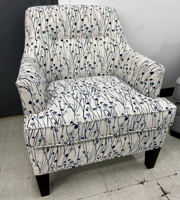 #31 Accent Chair