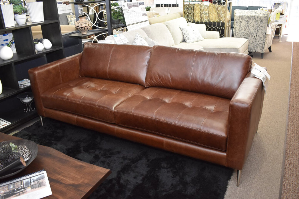 3795 Leather Sofa Suite