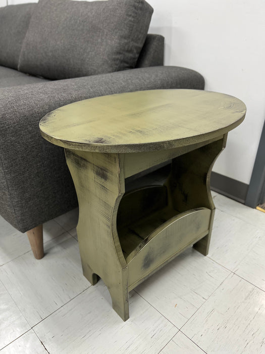 Stanford Oval Table in Vintage Pear/Black