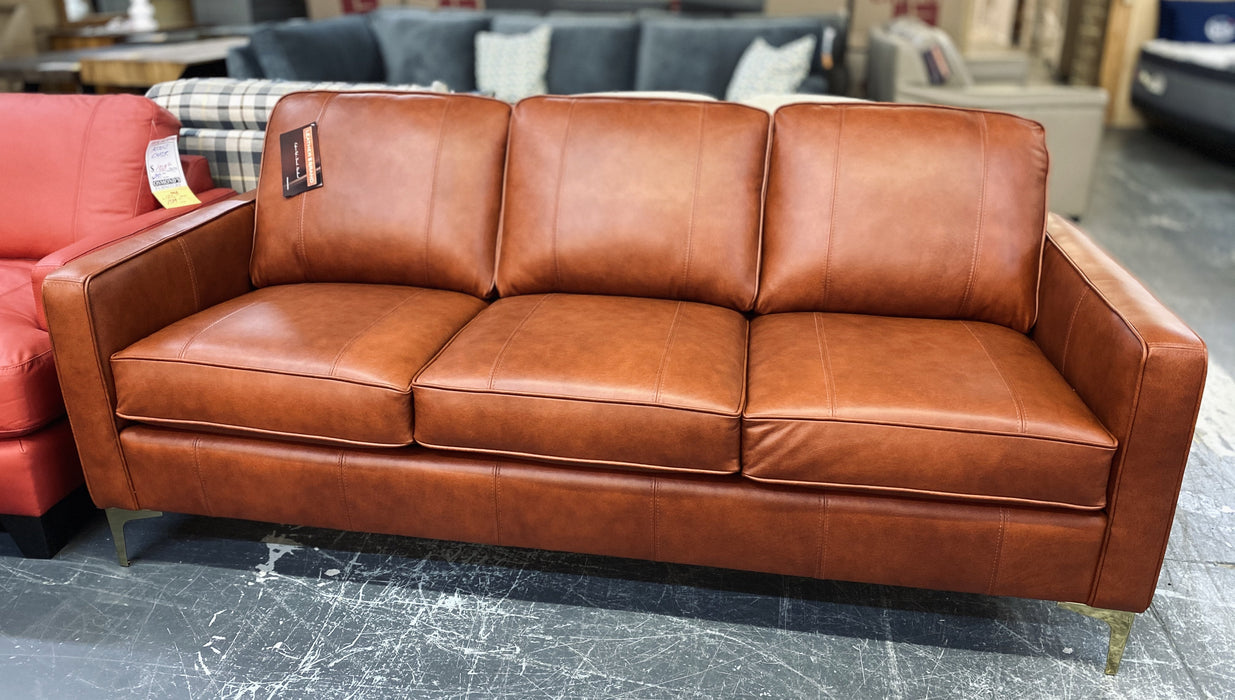 L736 Leather Sectional (Colour Not As Shown)