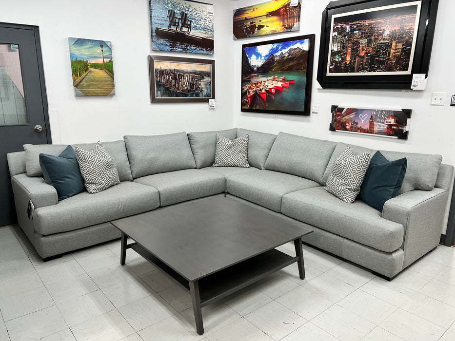 2702 Sectional Suite